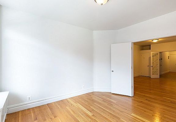 3rd image of 485 Amsterdam Ave APT 4S
