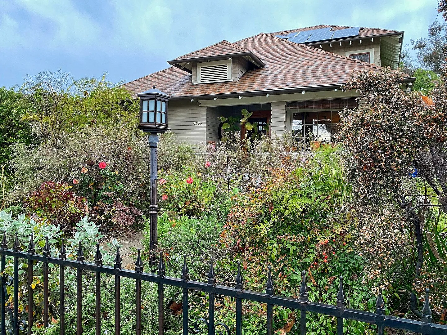 Expansive Highland Park Craftsman Front House with Dreamy English Garden | 4 bedrooms, 2.5 bathro... — Photo 1