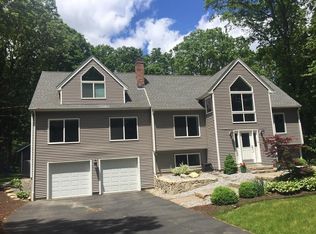 7 High Ridge Rd, Southborough, MA 01772