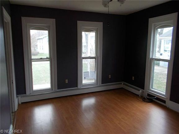 5th image of 427 Broad St #7