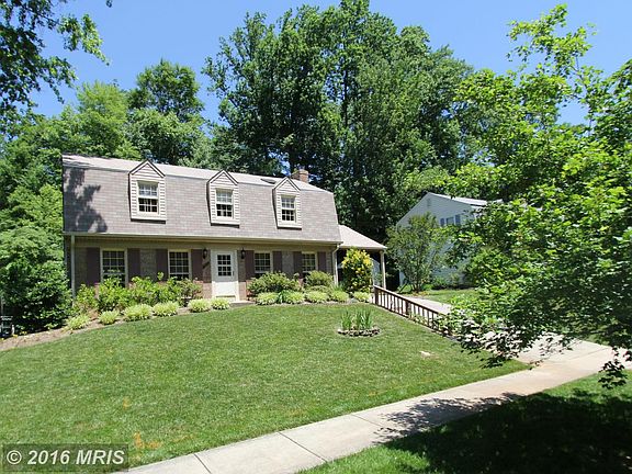 2nd image of 5203 Yosemite Dr
