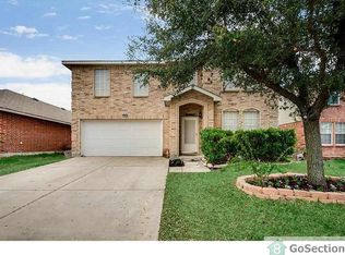 9009 Old Clydesdale Dr, Fort Worth, TX 76123