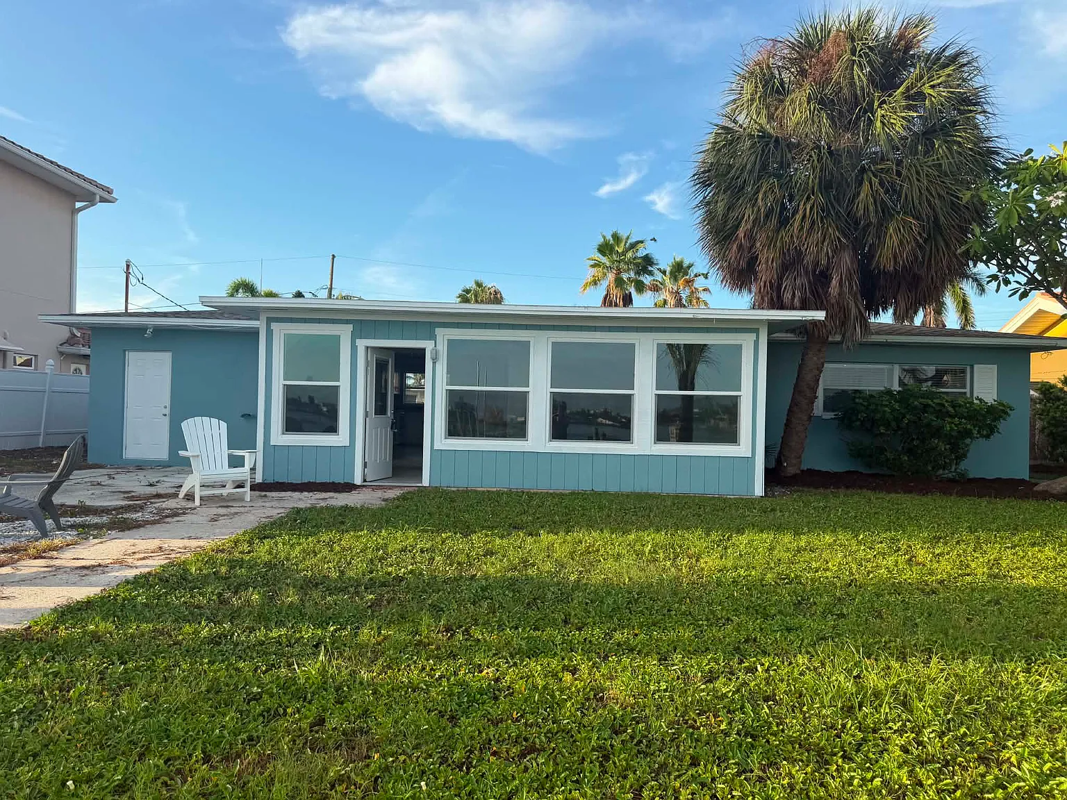 3 bed, 1860 sqft, $4,995 — Photo 4