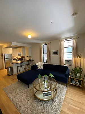 Rented by Nest Seekers International | media 8