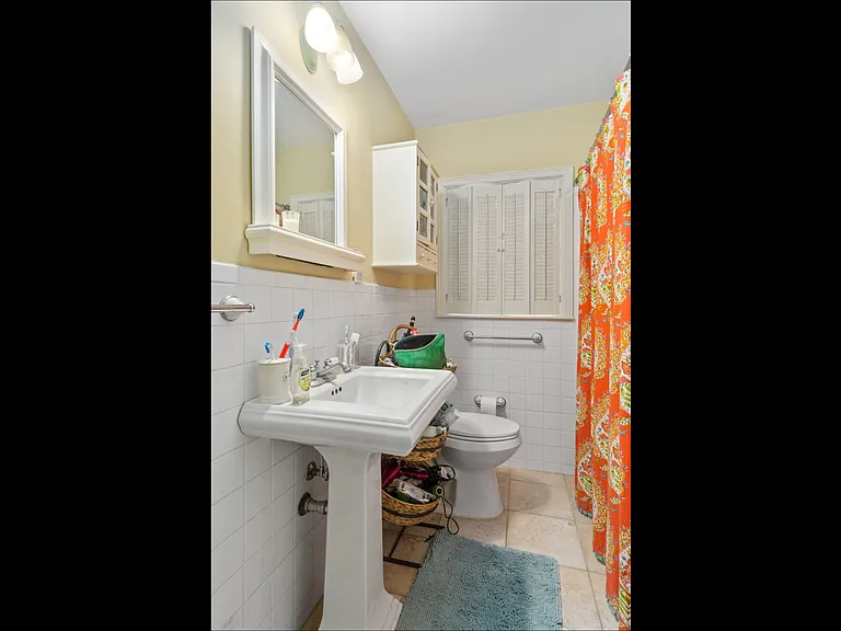 76 Lakeland Dr NW — Photo 8