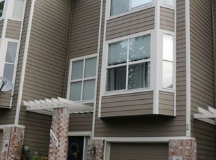 15762 SW Flagstone Dr, Beaverton, OR 97007