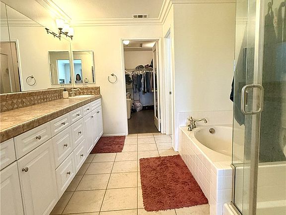 5th image of 12533 Cipriano Ln