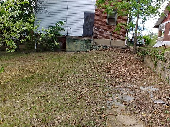 5th image of 1438 Staunton Ave NW