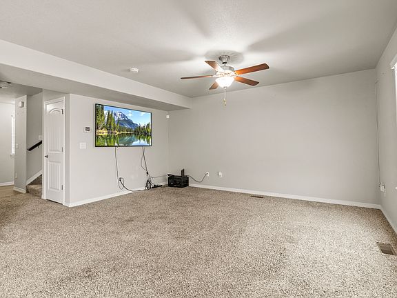 4th image of 6471 Weiser Dr