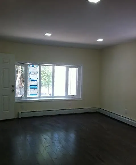 15824 77th Ave #1 — Photo 5