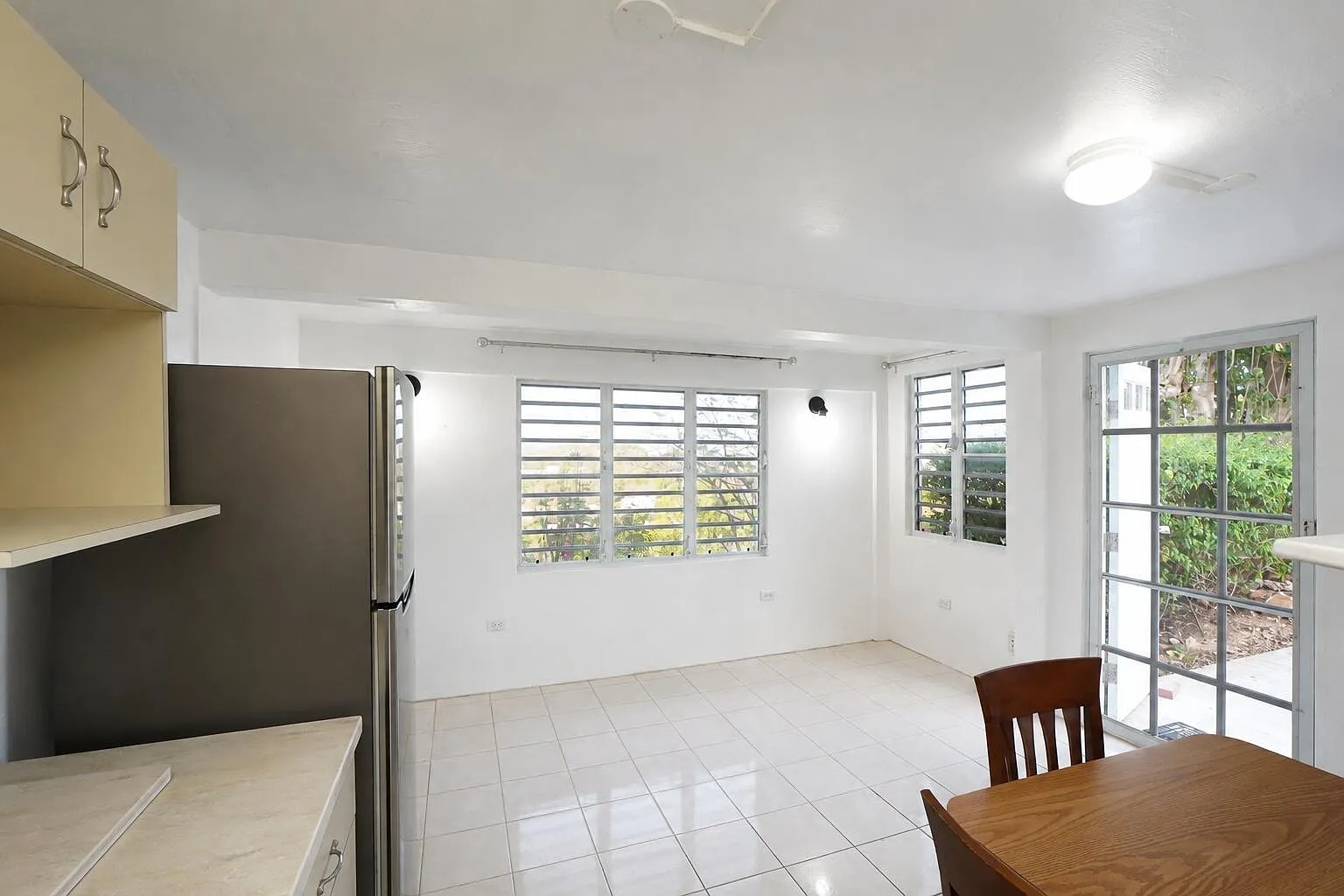 1 bed, $1,200 — Photo 3