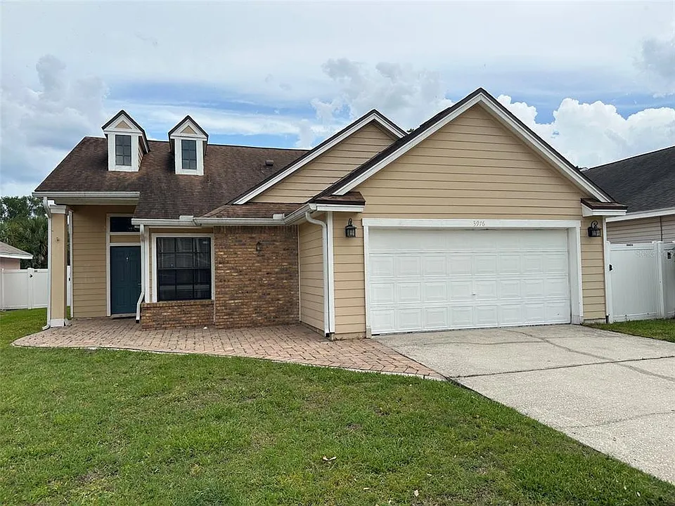 3976 Waterview Loop