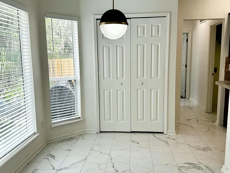 2298 Huckins Ct — Photo 8