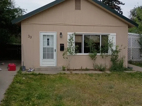 30 5th Ave SE, Cut Bank, MT 59427