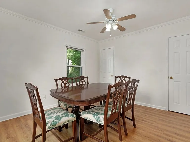 711 Barton Ave — Photo 21