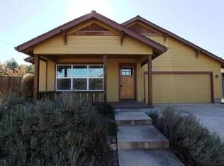 43 Logan Way, Talent, OR 97540