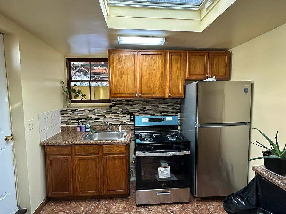 1st image of 597 6th Ave #1F
