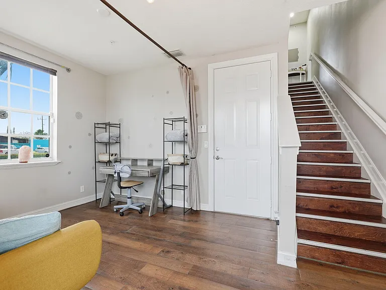310 N Dixie Hwy #104 — Photo 28