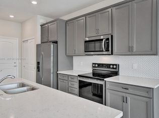 2202 Appleton Cir S, Oakland Park, FL 33309