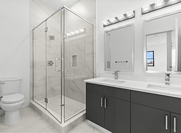 5th image of 425 Avenue C #305
