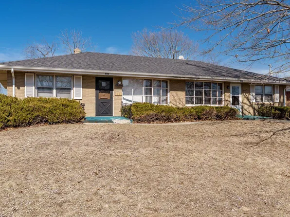 5882-5884 Dafred Dr, Rockford, IL 61107