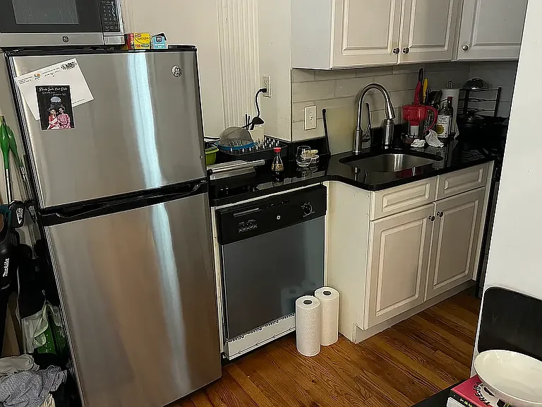 150 W 73rd St #3 — Photo 3