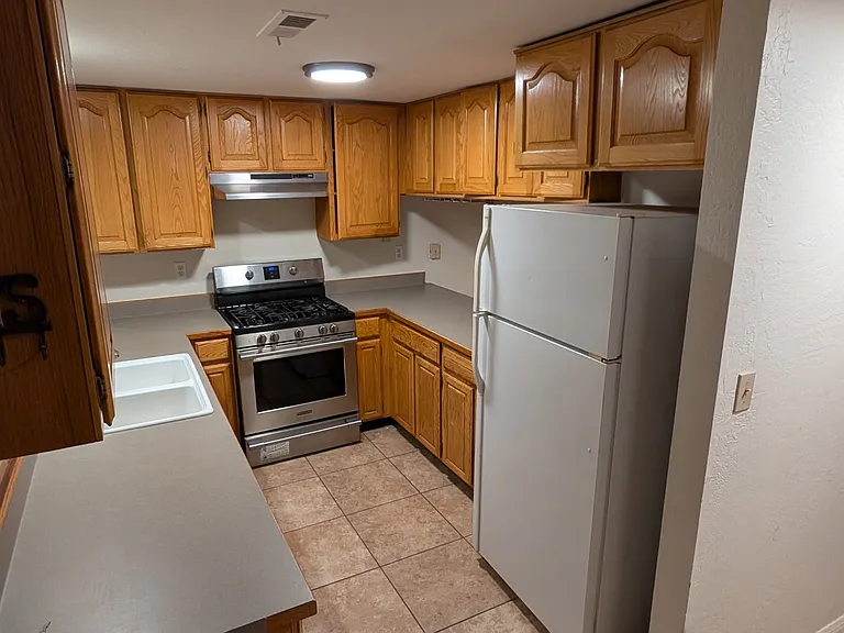 521 N Wc Riles St — Photo 5