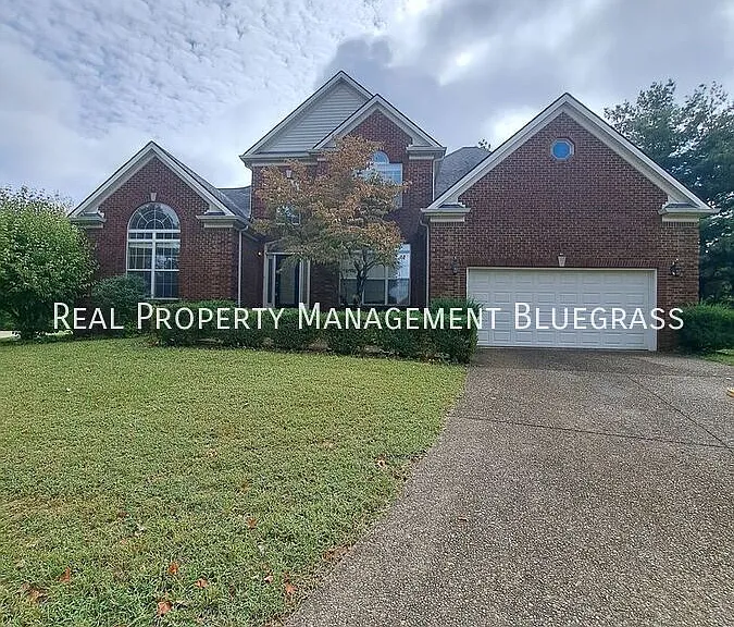 1221 Birmingham Ln — Photo 1