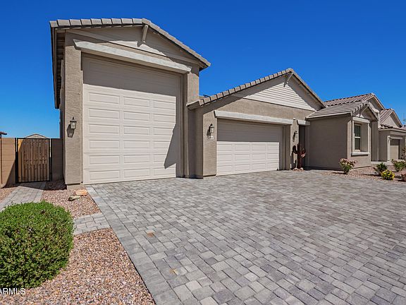 3rd image of 744 W PALO VERDE Drive