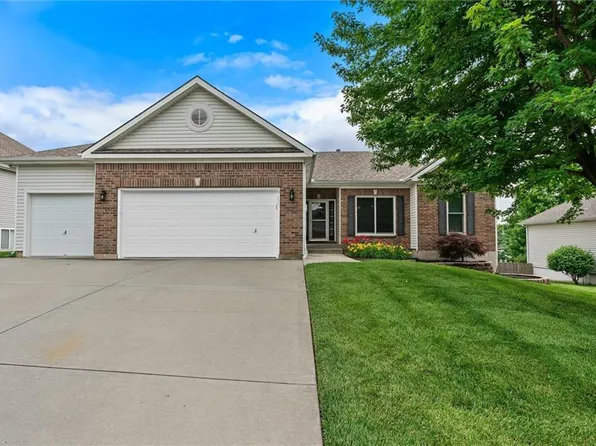 9801 N Farley Ave, Kansas City, MO 64157