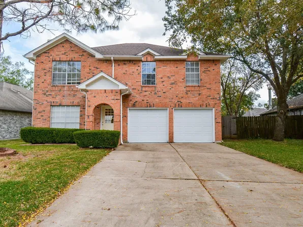 17023 Blue Mist Cir, Sugar Land, TX 77498