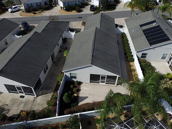 4th image of 1689 Vinewood Ave