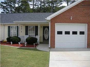 1st image of 617 Flagstone Dr