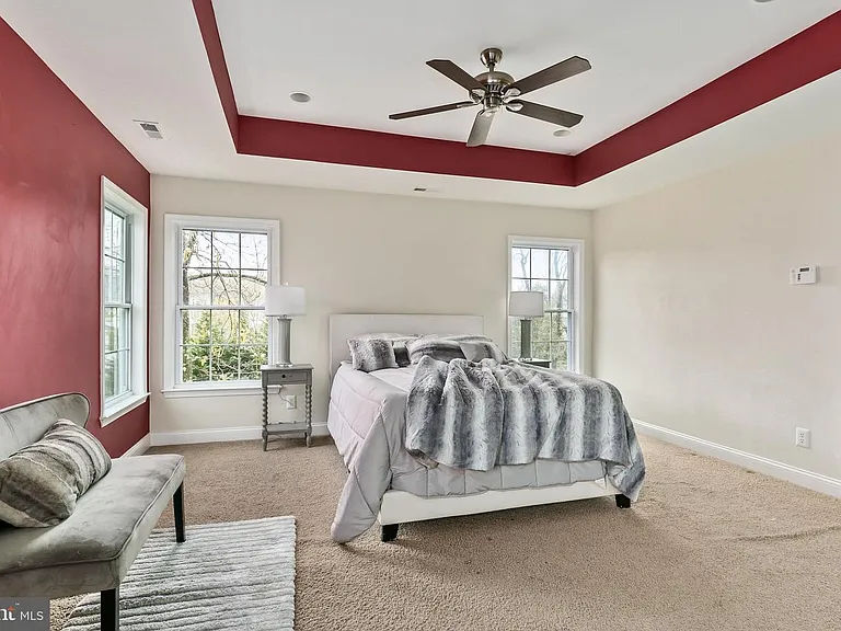 16 Foxcroft Way — Photo 20