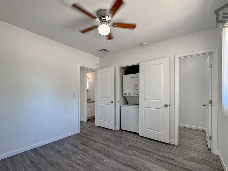 1346 E Willetta St — Photo 25