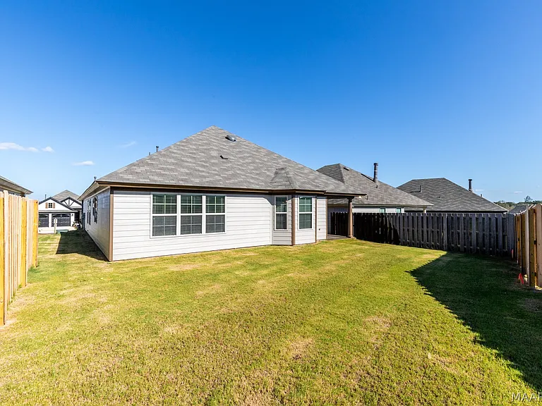 7119 Birch Creek Trl — Photo 25