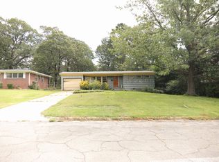 641 Glen Park Dr, Fairfield, AL 35064