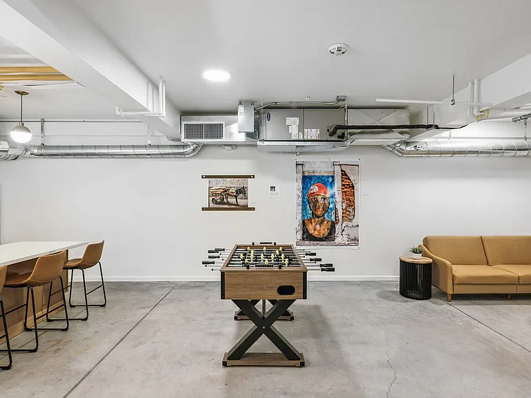 Pullman Lofts — Photo 47