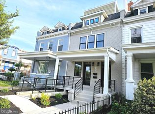 702 Otis Pl NW #B, Washington, DC