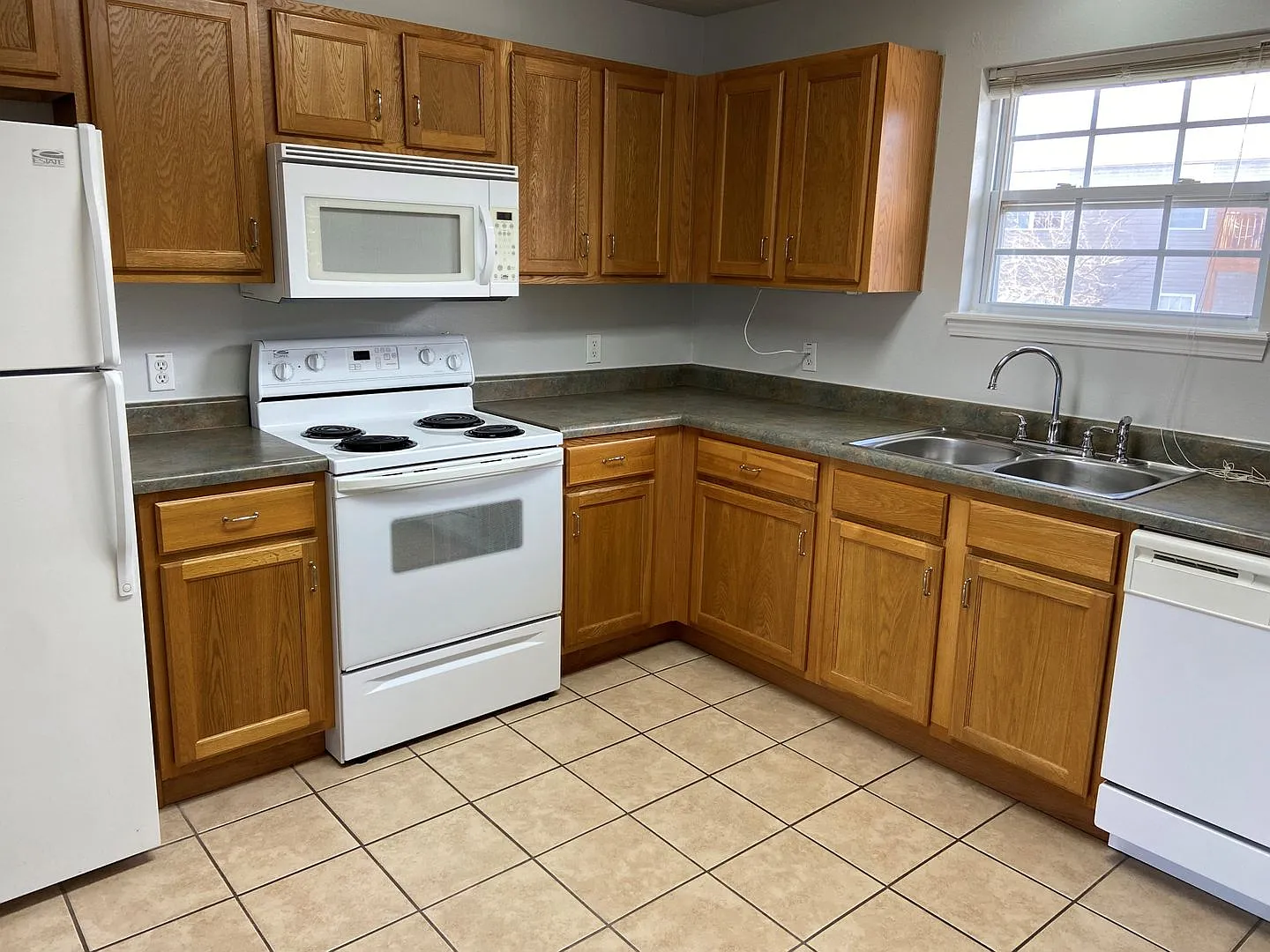 Condominium in Academy Commons — Photo 2