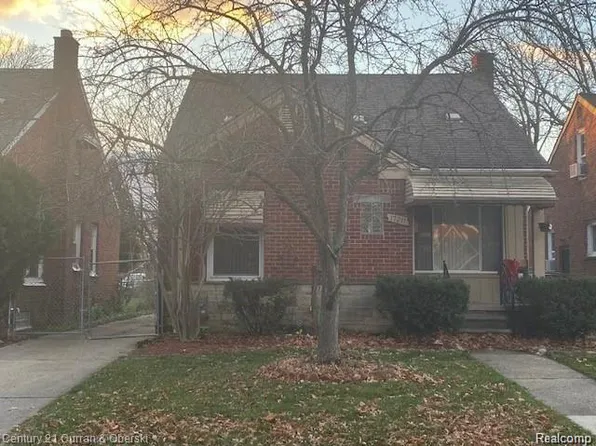 17211 Shaftsbury Ave, Detroit, MI 48219