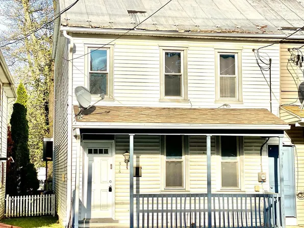 316 N Baltimore Ave, Mount Holly Springs, PA 17065