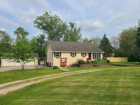 1N255 Prairie Ave, Glen Ellyn, IL 60137