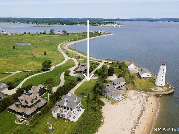 2nd image of 101-A Sequassen Avenue
