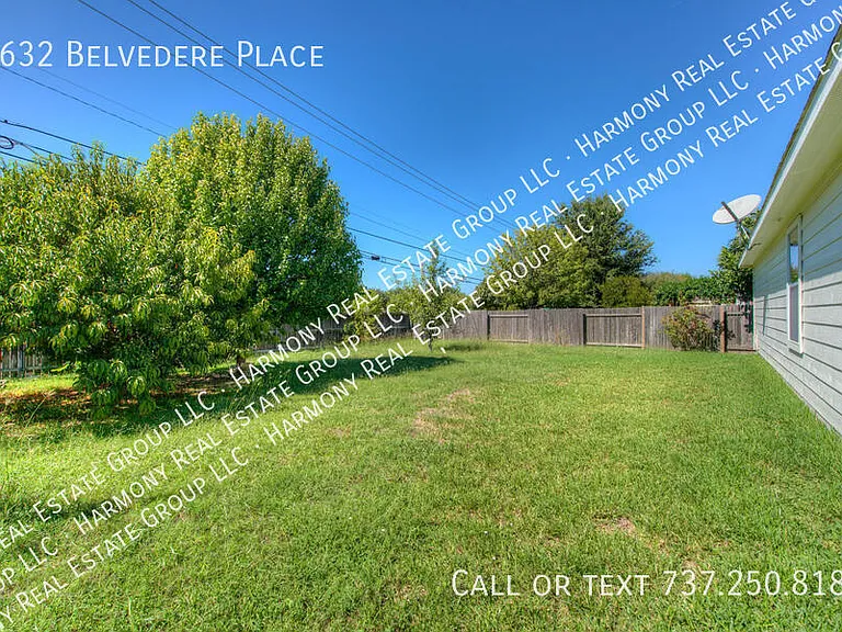 1632 Belvedere Pl — Photo 22
