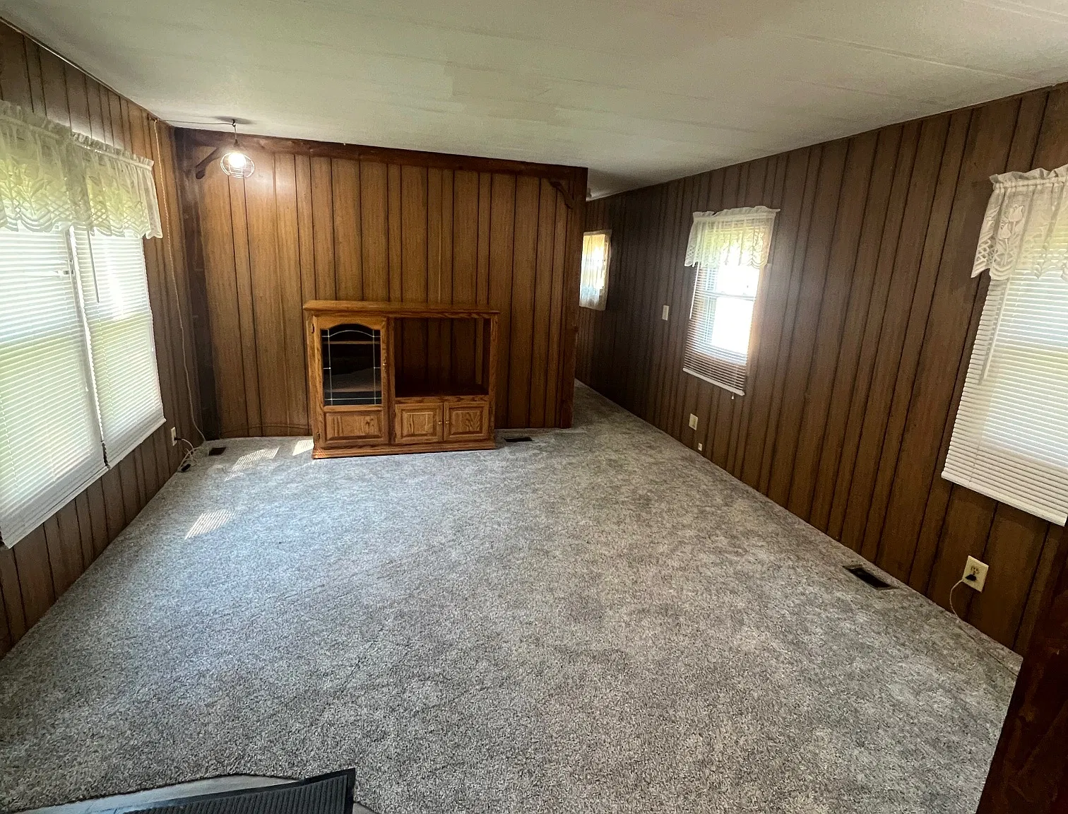 2 bed, 980 sqft, $1,050 — Photo 3