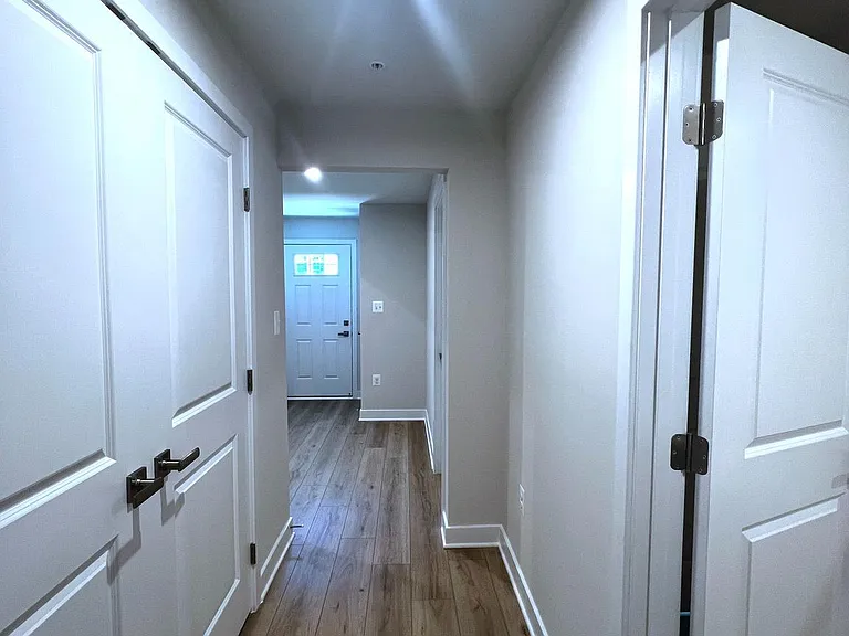 10913 Blanton Way — Photo 3