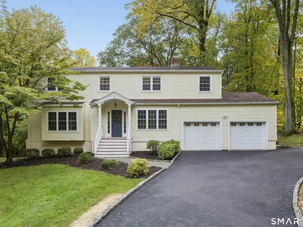 28 Caudatowa Drive, Ridgefield, CT 06877