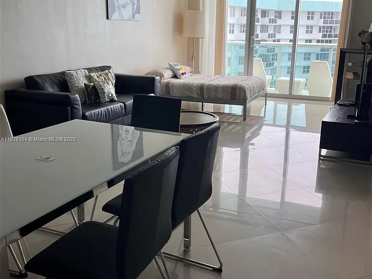 3801 S Ocean Dr #Penthouse 16Y — Photo 3