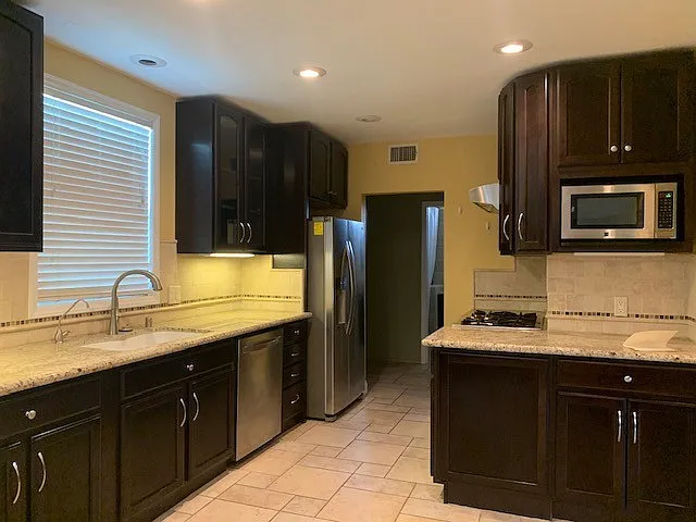 459 N Jenifer Ave — Photo 5